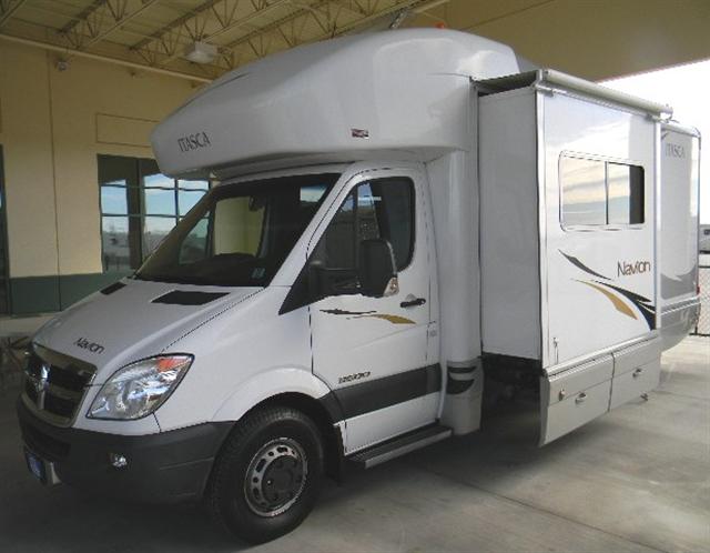 Used 2008 Itasca Navion 24J Class C For Sale